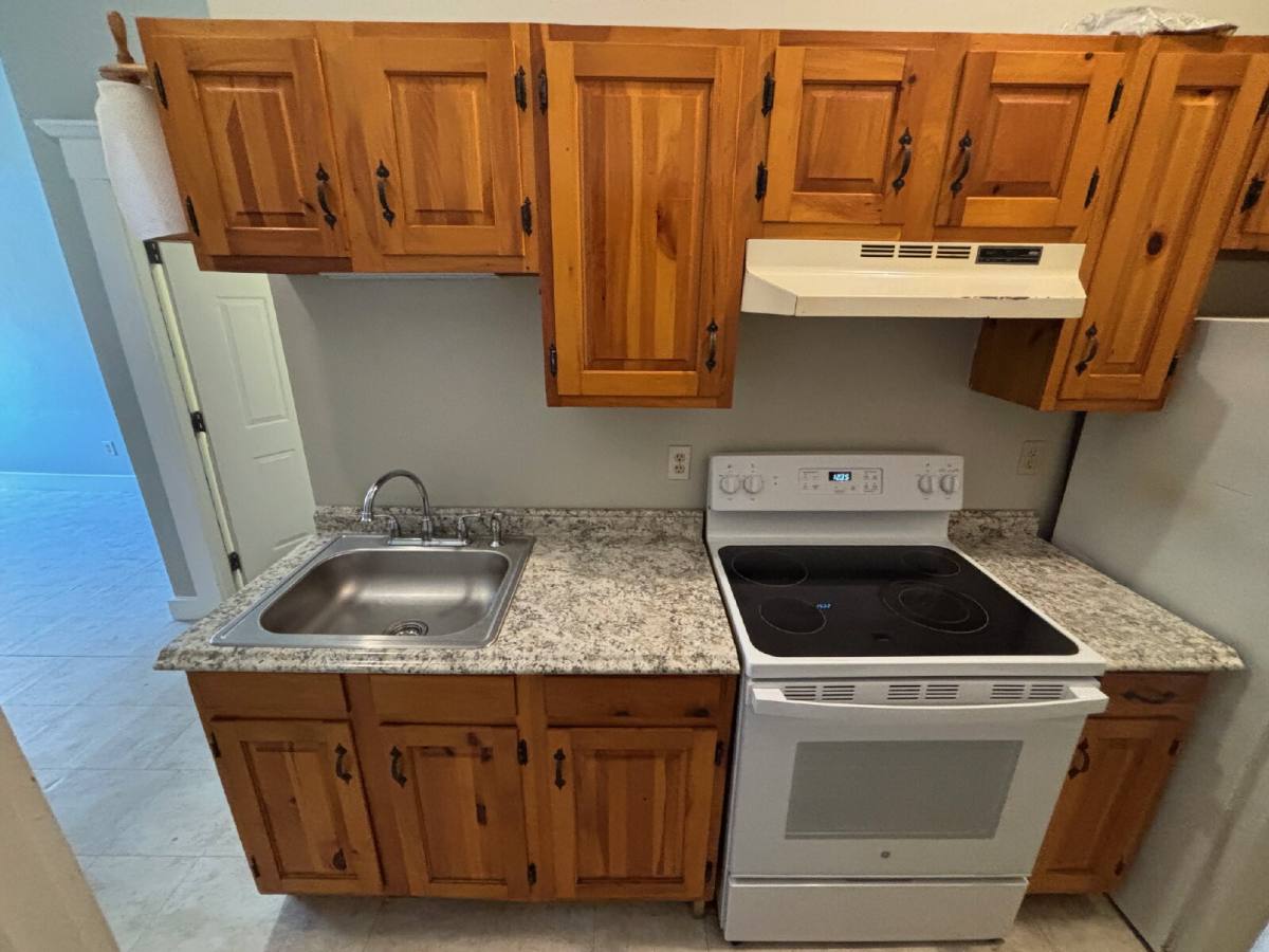 Apartment for rent at 247 Main St #202, South Berwick, ME 03908