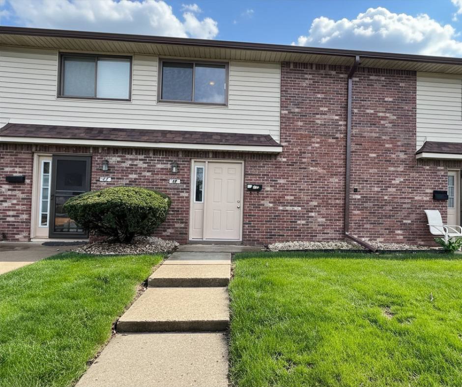 Condo for rent at 49 Trails End #1, Greenwood, IN 46142