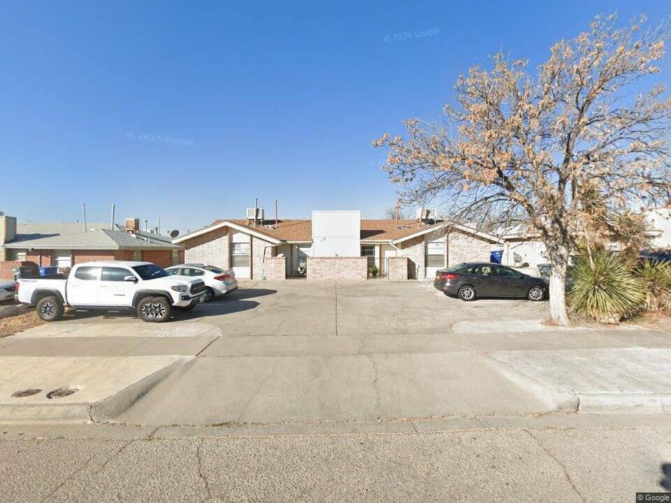 Apartment for rent at 619 White Cliffs #C, El Paso, TX 79912