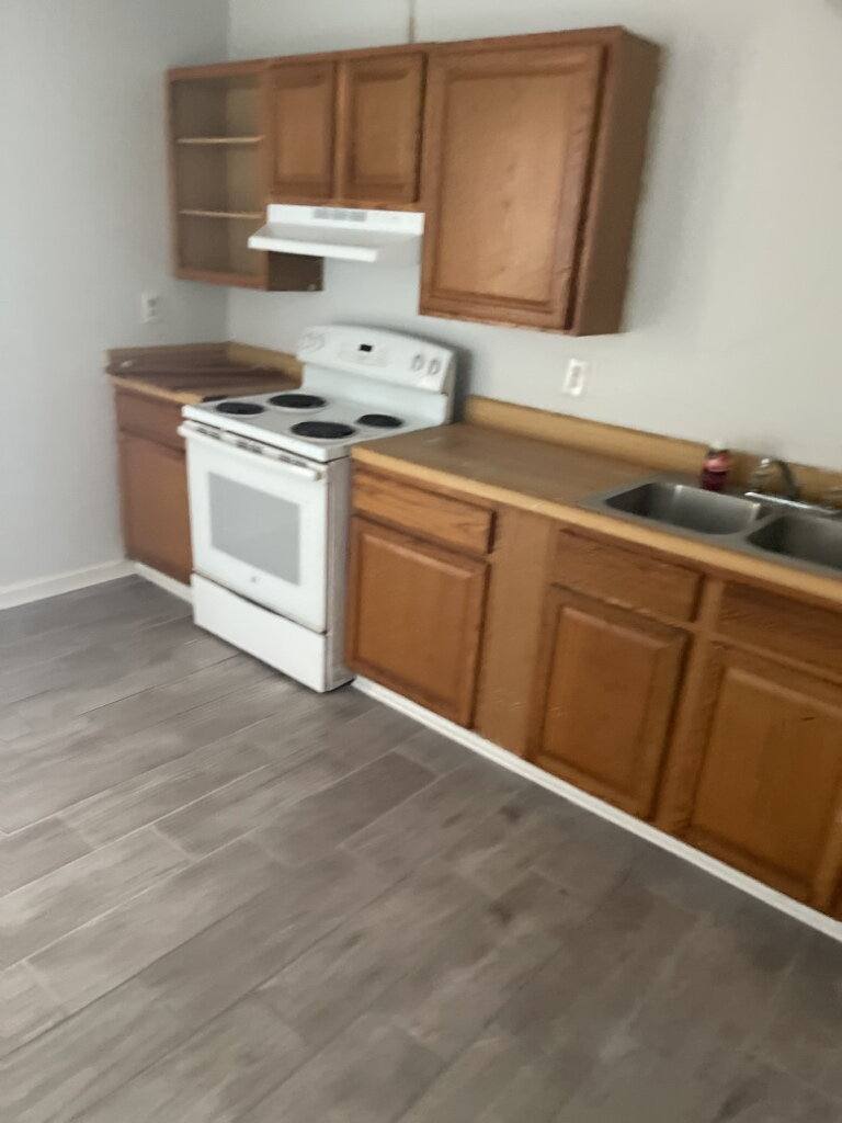 Apartment for rent at 914 B Railroad St, Anderson, SC 29624