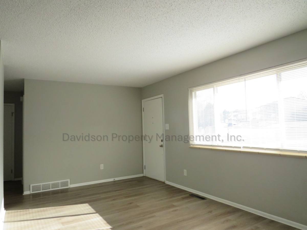 House for rent at 2008 King Court, Colorado Springs, CO 80904