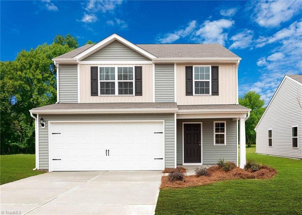House for rent at 3 Ord Court, Greensboro, NC 27405