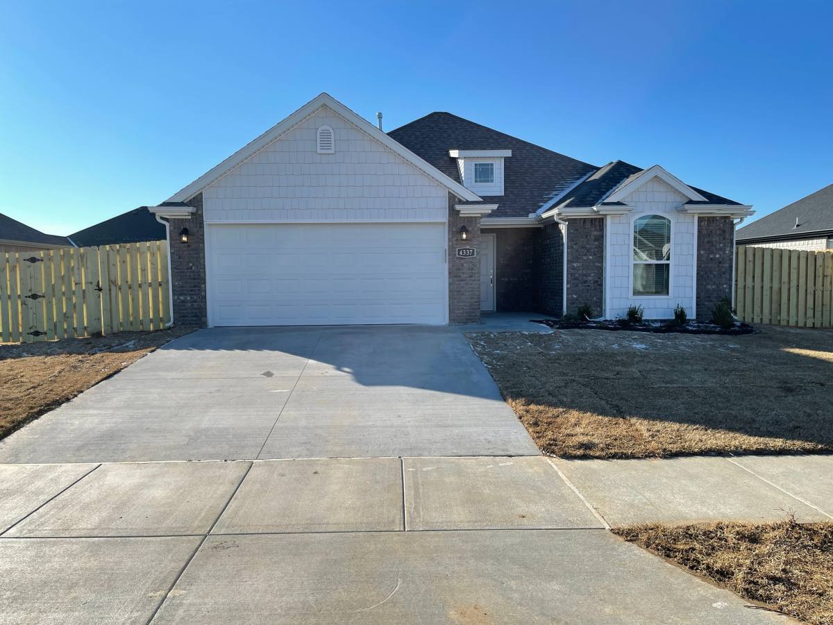 House for rent at 4337 W Newton, Fayetteville, AR 72704