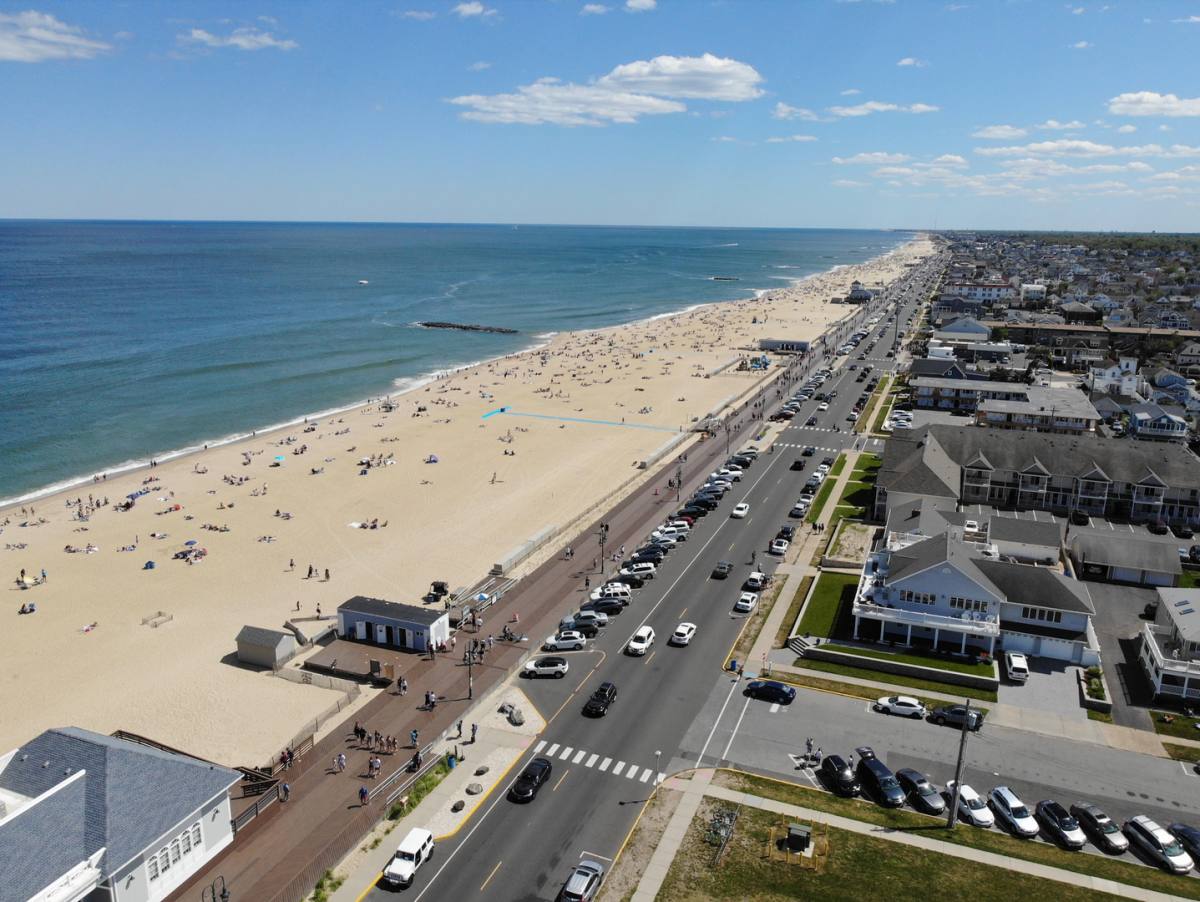 Apartment for rent at 104 5th Ave, Belmar, NJ 07719