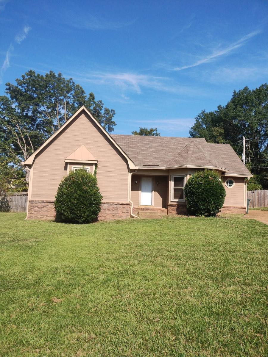 House for rent at 6522 Pine Cone Cove, Memphis, TN 38141