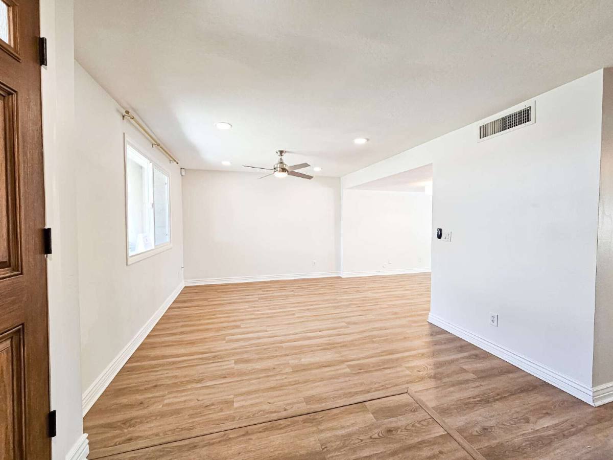 Townhouse for rent at 4217 N Miller Rd, Scottsdale, AZ 85251