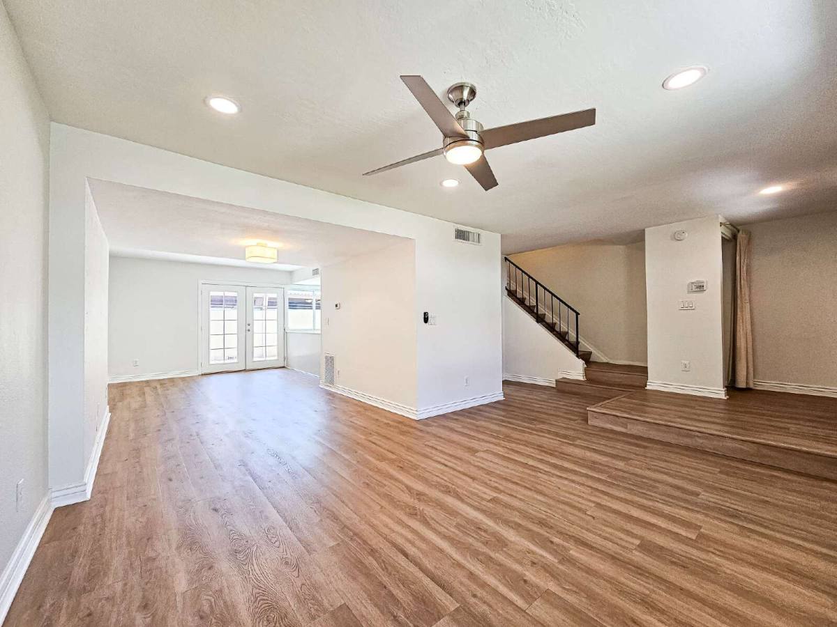 Townhouse for rent at 4217 N Miller Rd, Scottsdale, AZ 85251