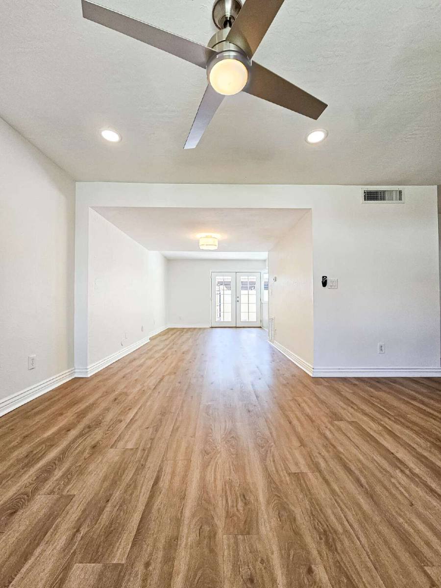 Townhouse for rent at 4217 N Miller Rd, Scottsdale, AZ 85251