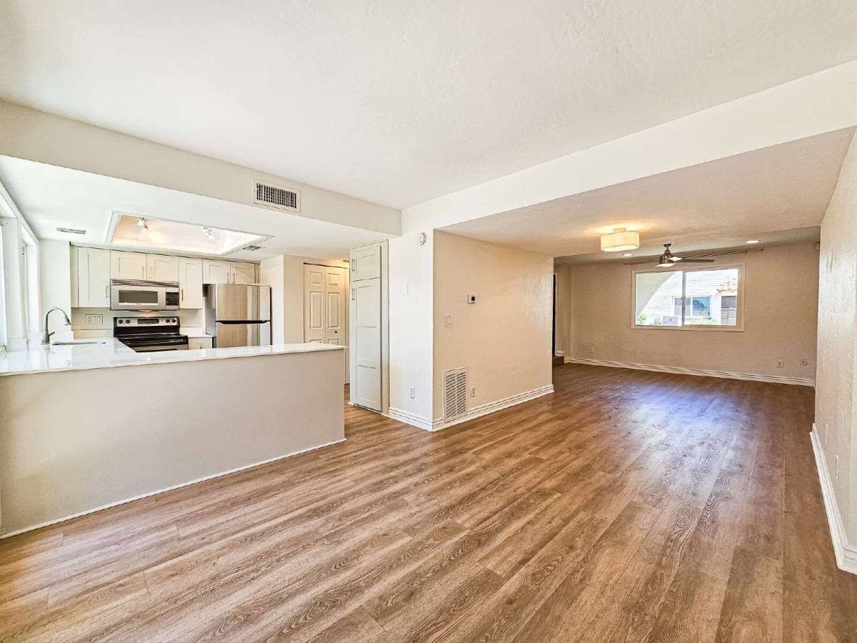 Townhouse for rent at 4217 N Miller Rd, Scottsdale, AZ 85251