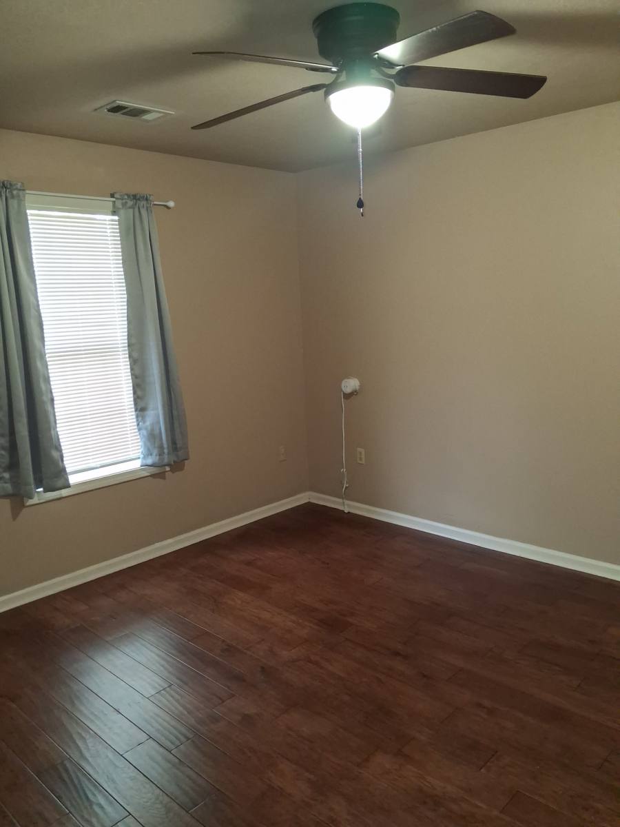 Apartment for rent at 5703 Cedar St, Paragould, AR 72450
