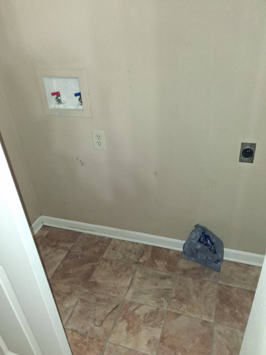 Apartment for rent at 5703 Cedar St, Paragould, AR 72450