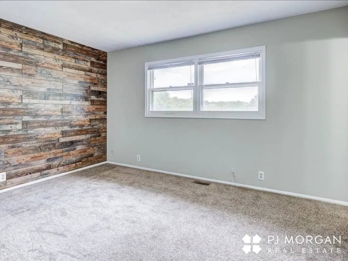House for rent at 8903 Florence Dr, Bellevue, NE 68147