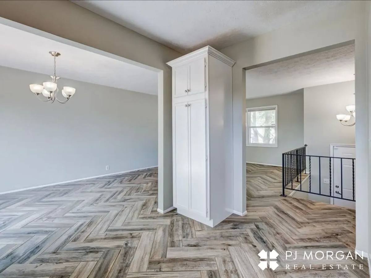 House for rent at 8903 Florence Dr, Bellevue, NE 68147