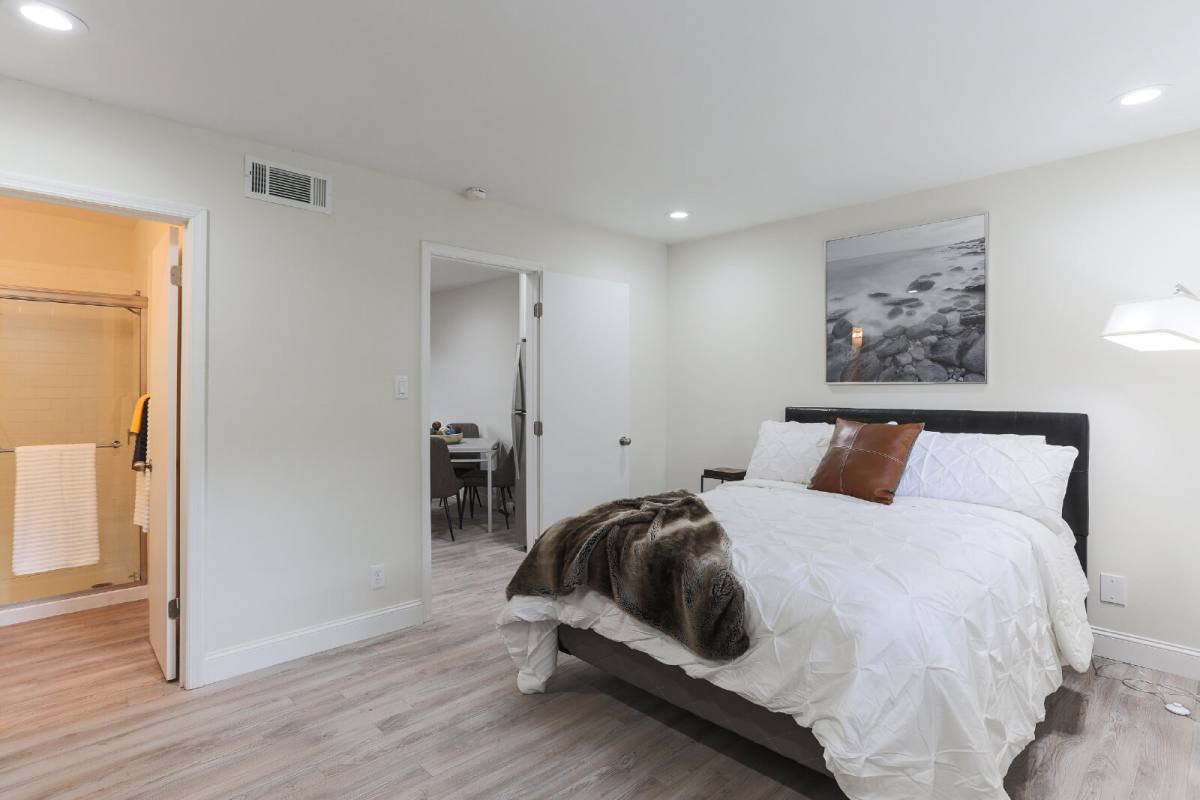 Apartment for rent at 2006 House Ave #11, Durham, NC 27707