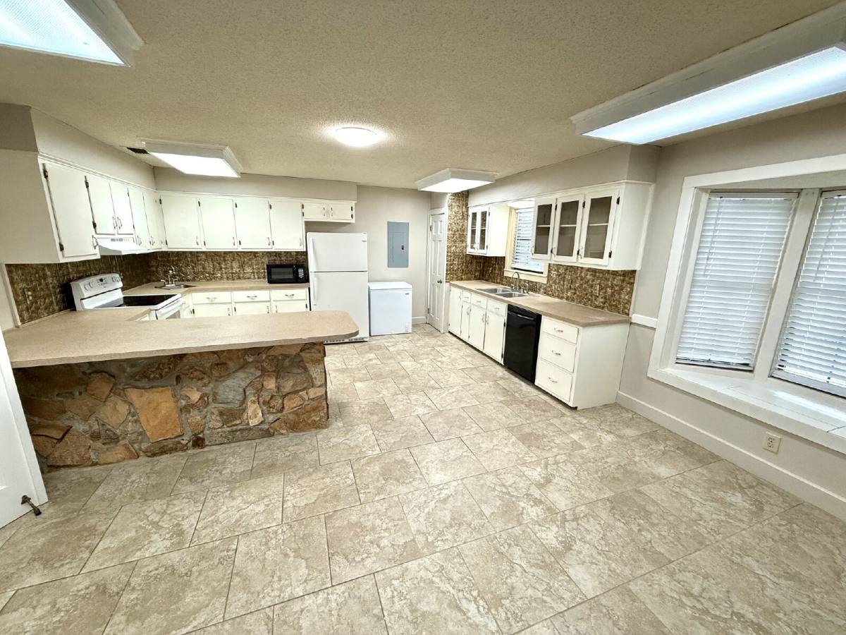 House for rent at 9345 Spice Pond Rd Extension, Semmes, AL 36575