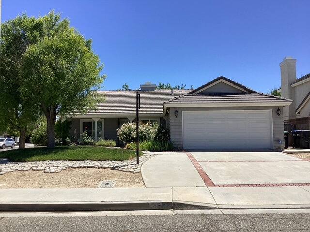 House for rent at 3522 W Ave #J 2, Lancaster, CA 93536