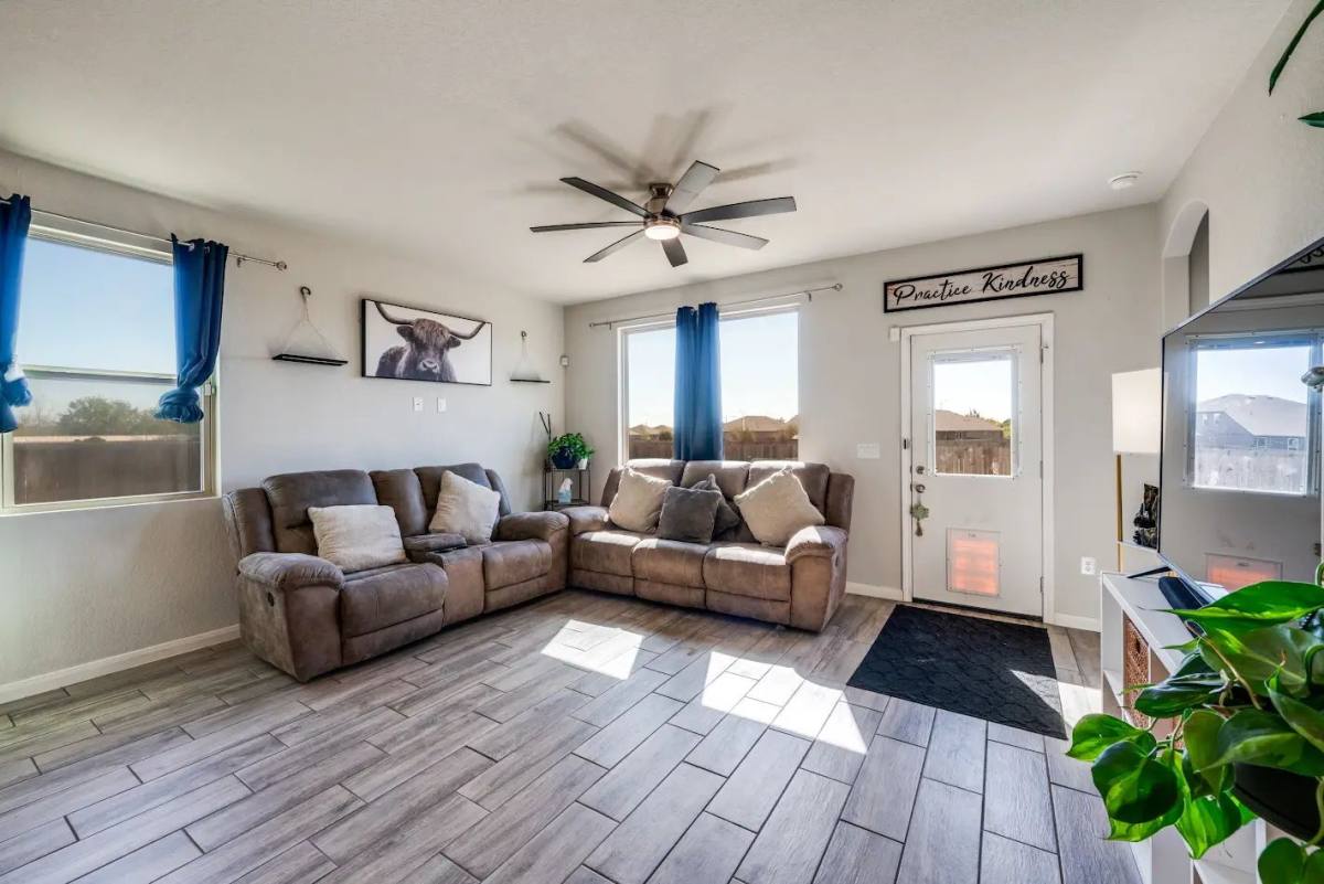 House for rent at 1390 Rios Bend Dr, New Braunfels, TX 78130
