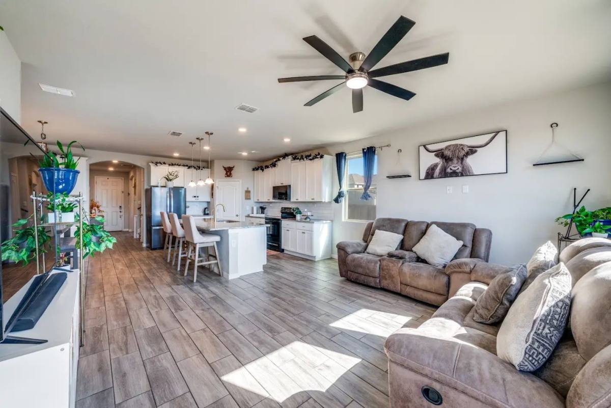 House for rent at 1390 Rios Bend Dr, New Braunfels, TX 78130