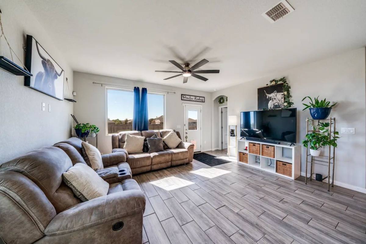 House for rent at 1390 Rios Bend Dr, New Braunfels, TX 78130