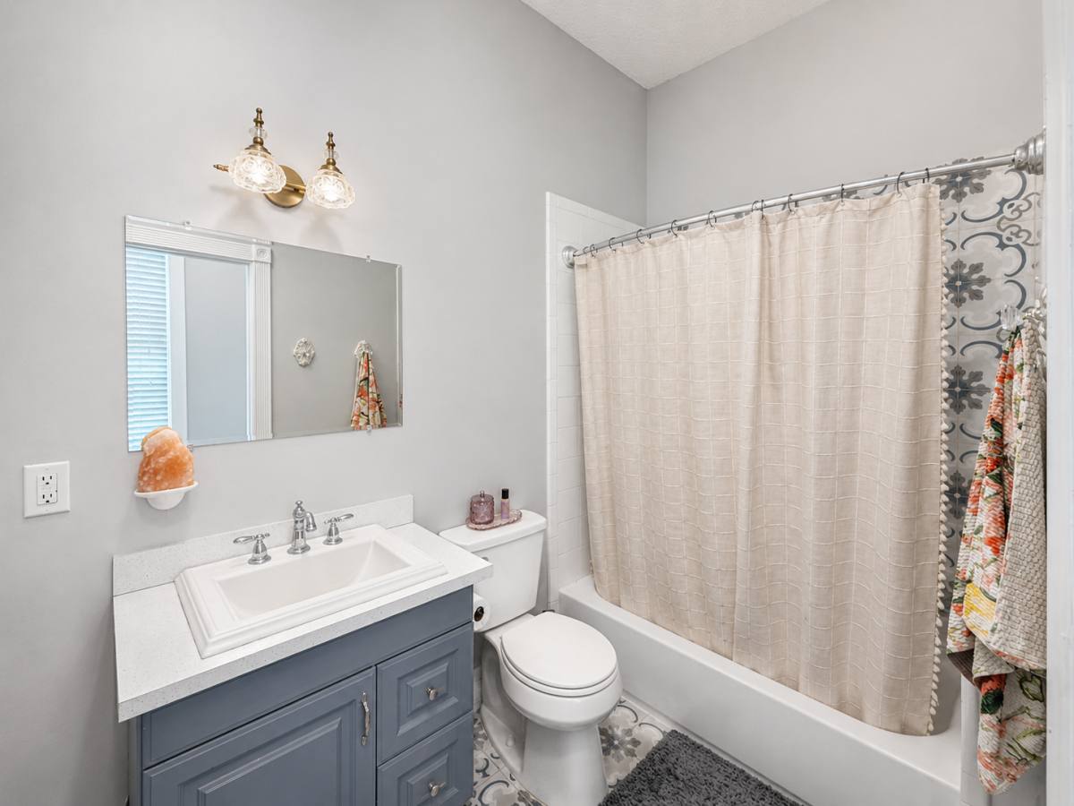 House for rent at 443 E 3rd St, Jacksonville, FL 32206