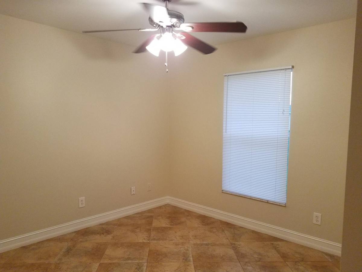 House for rent at 213 Blackstone Dr, Fort Myers, FL 33913