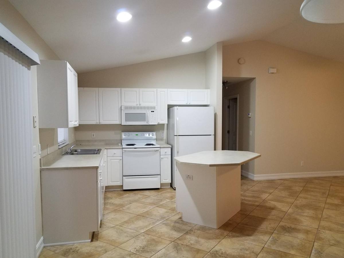 House for rent at 213 Blackstone Dr, Fort Myers, FL 33913