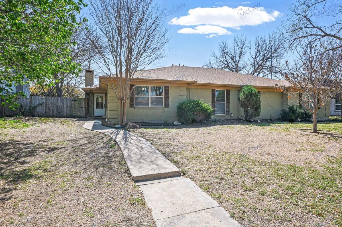 Apartment for rent at 4302 Segura Court N, Fort Worth, TX 76132