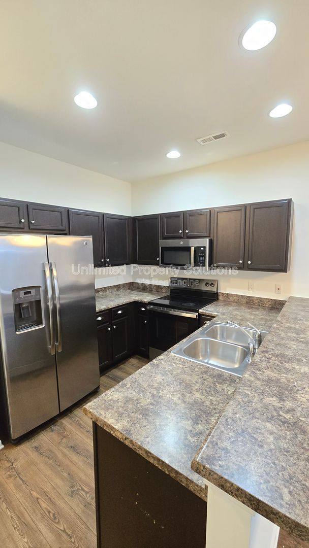 Townhouse for rent at 4643 Andros Lane, Wilmington, NC 28412