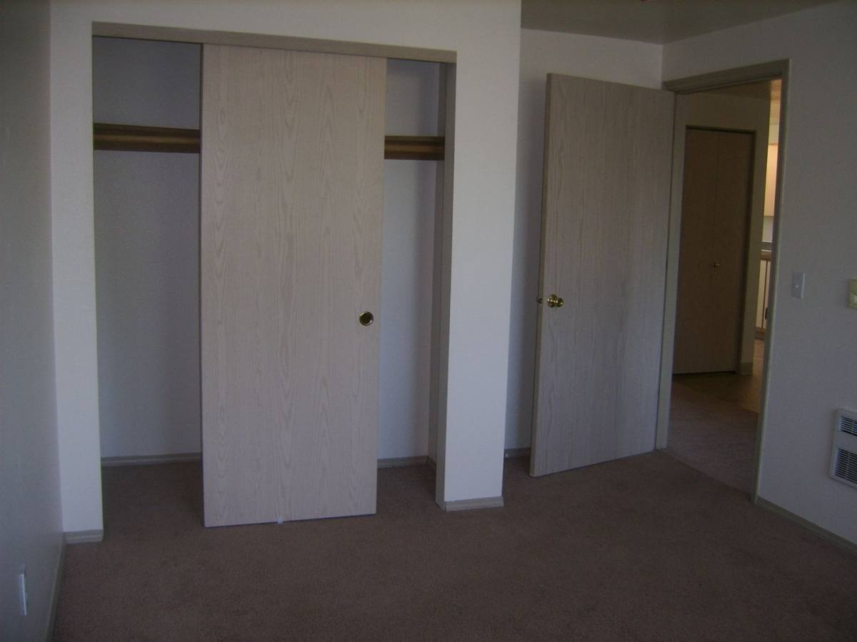 Apartment for rent at 1175 Pine Meadow Dr SE, Albany, OR 97322