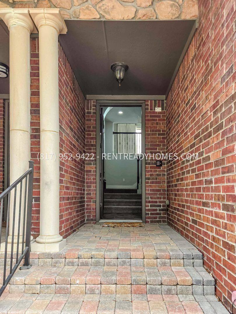 House for rent at 509 Rockingham Dr, Irving, TX 75063