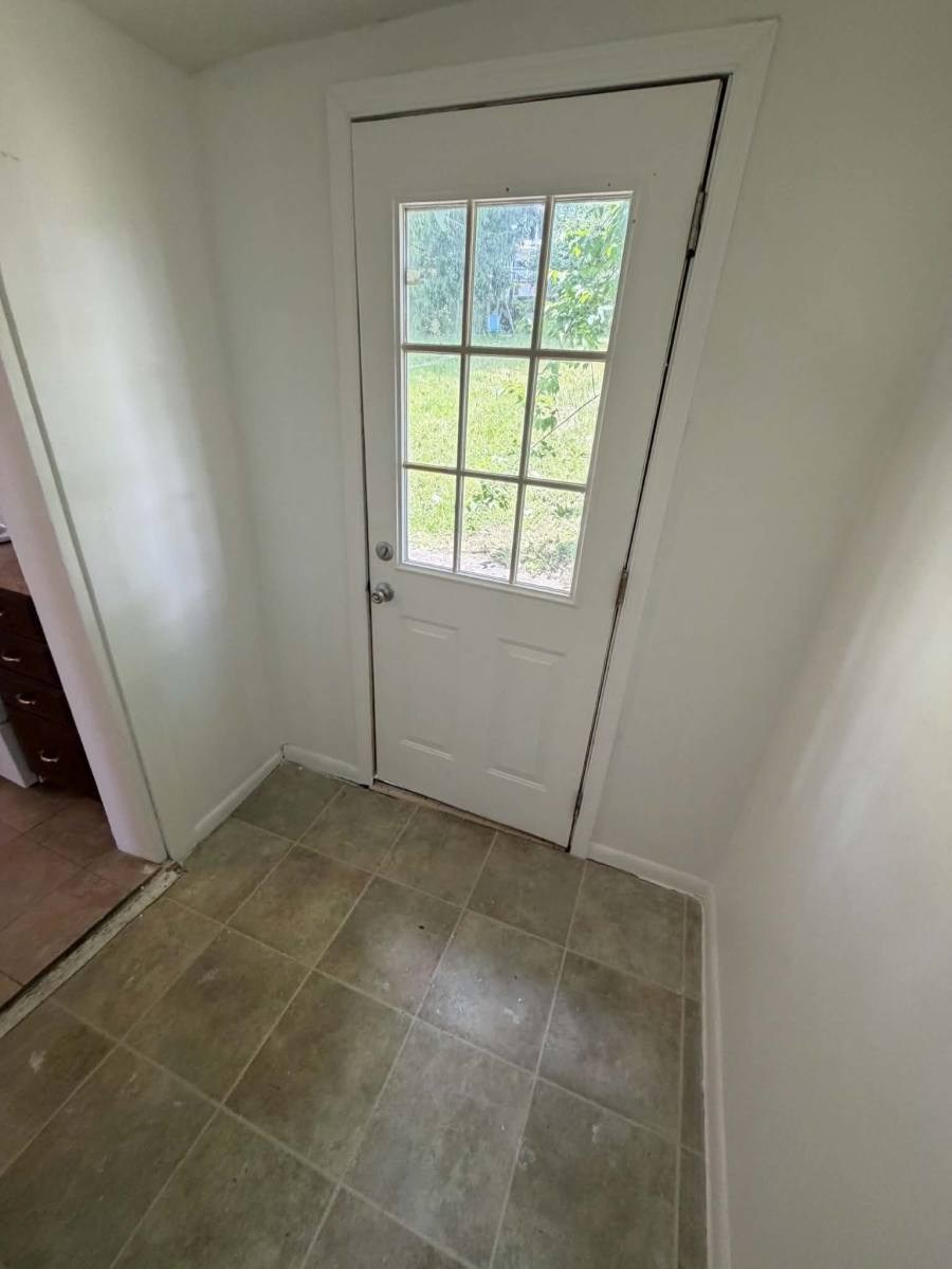Apartment for rent at 141 Maple St #B, Frostburg, MD 21532