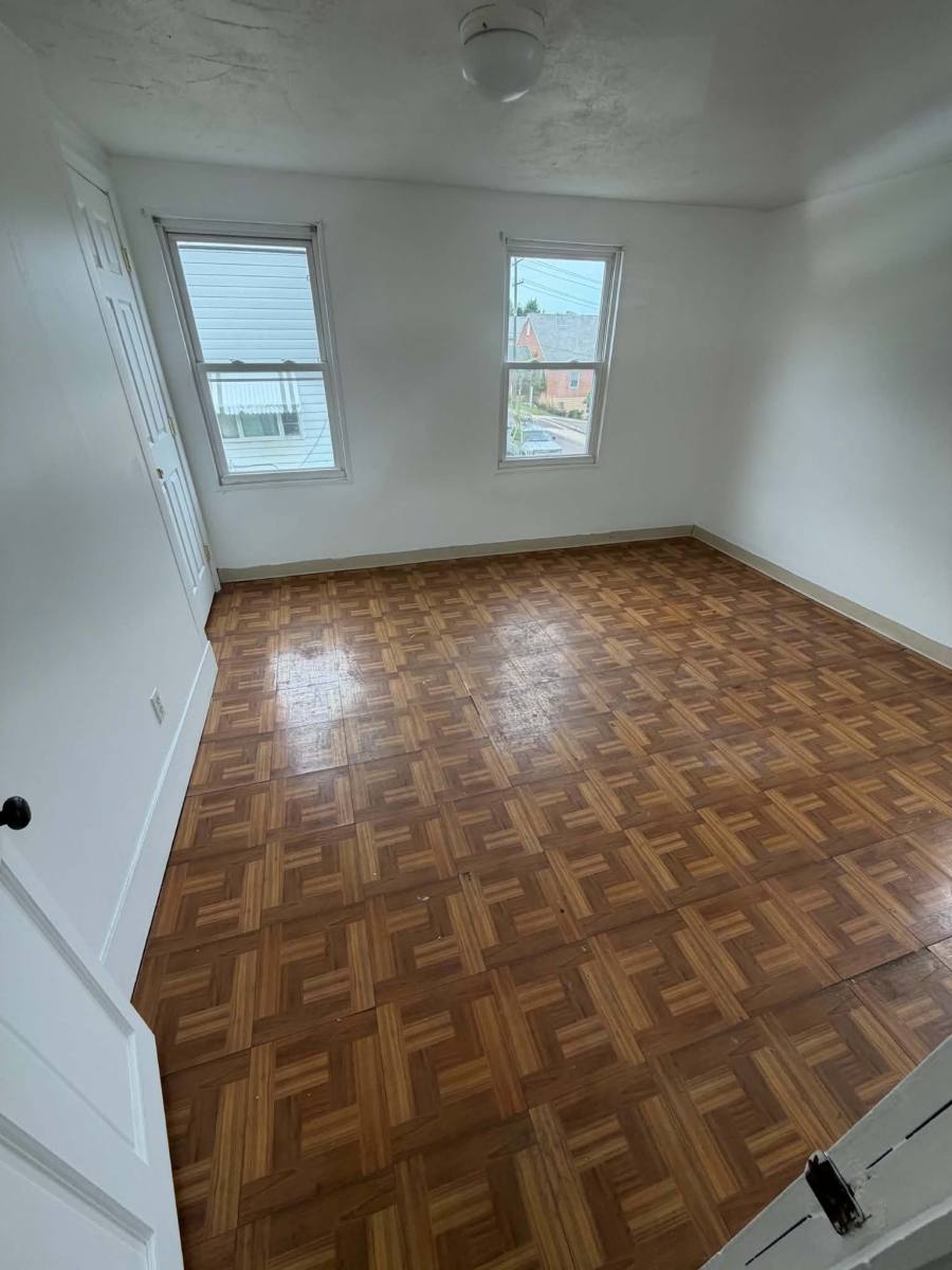 Apartment for rent at 141 Maple St #B, Frostburg, MD 21532