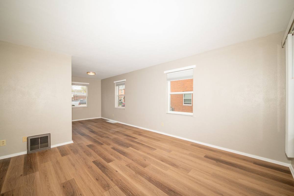 Townhouse for rent at 2100 Rhomberg Ave, Dubuque, IA 52001