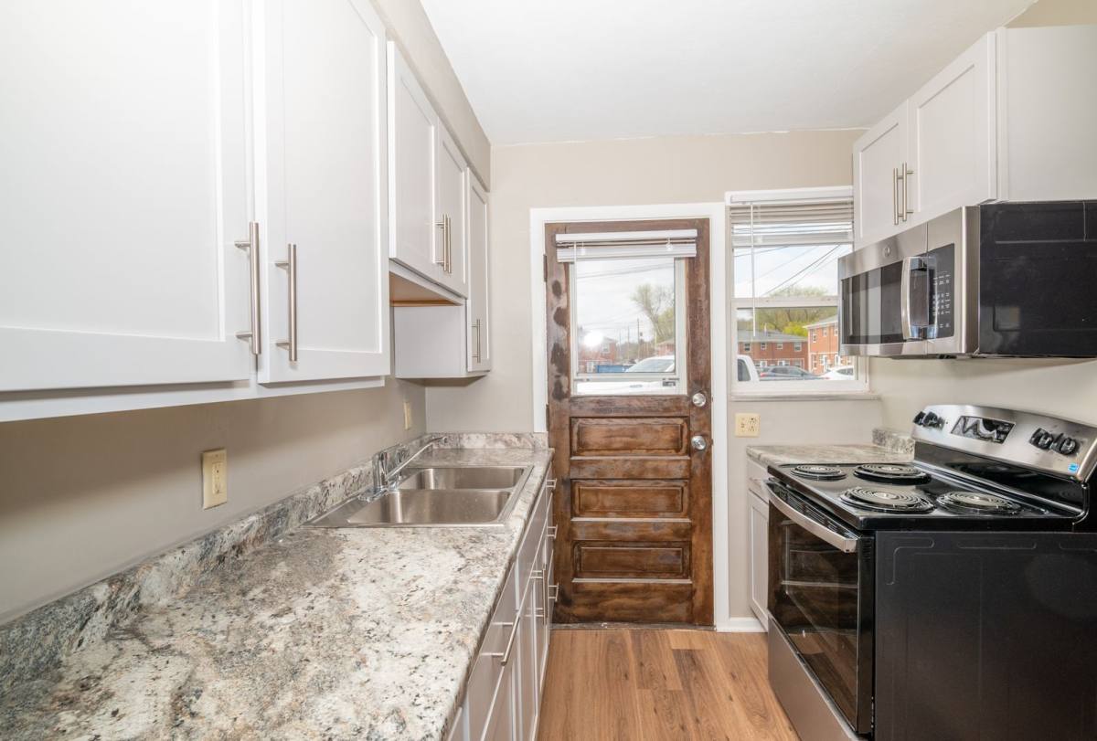 Townhouse for rent at 2100 Rhomberg Ave, Dubuque, IA 52001