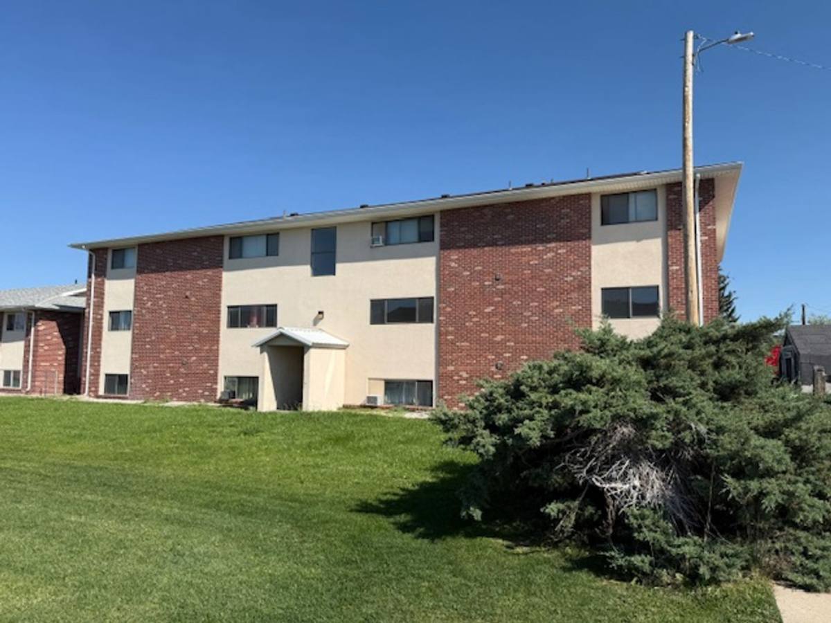 Apartment for rent at 1006 E Jefferson Rd, Cheyenne, WY 82007