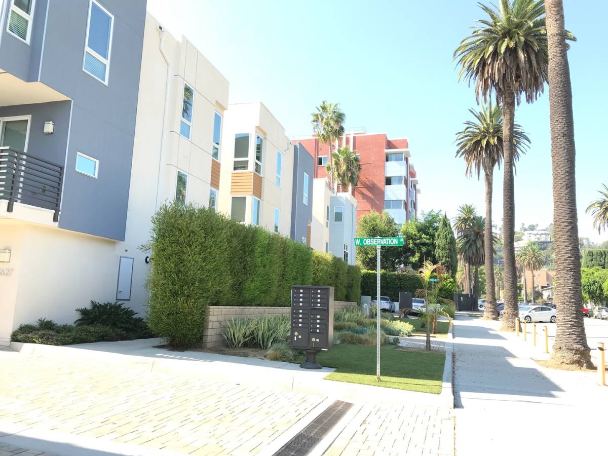House for rent at 5628 Observation Lane, Los Angeles, CA 90028