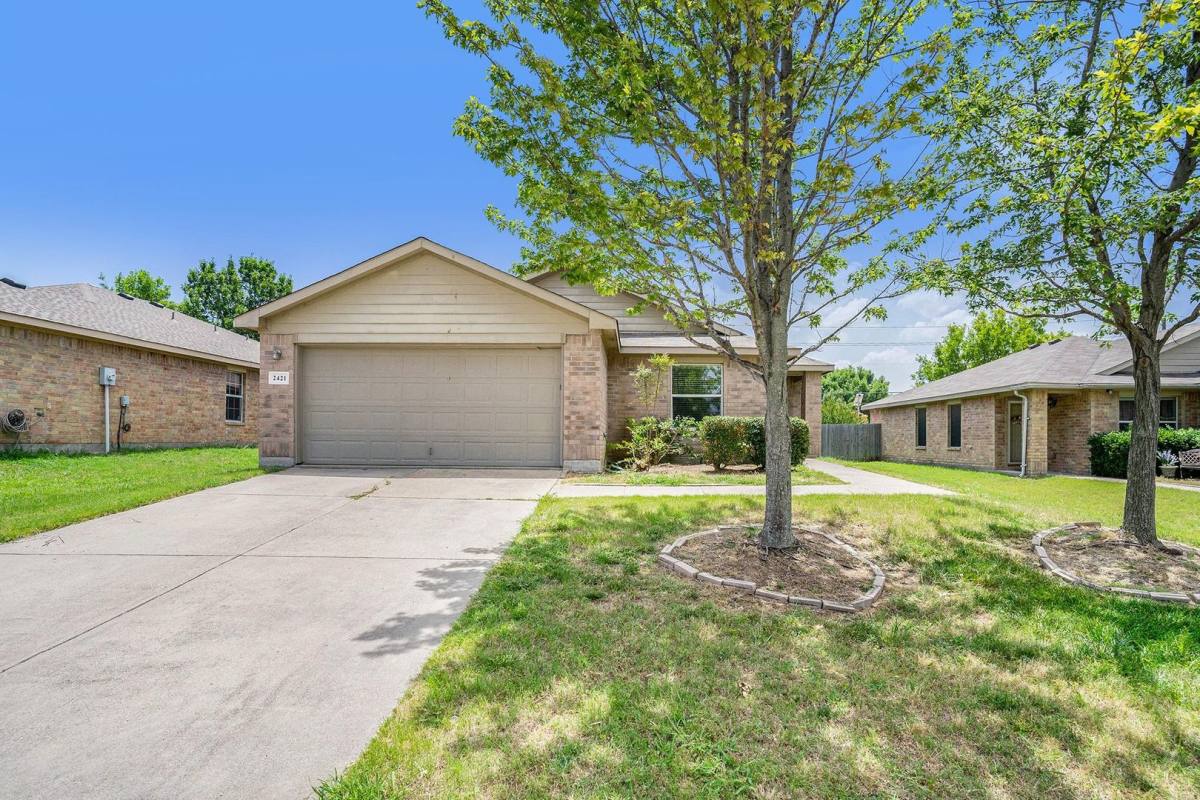 House for rent at 2421 Gabriel Dr, McKinney, TX 75071