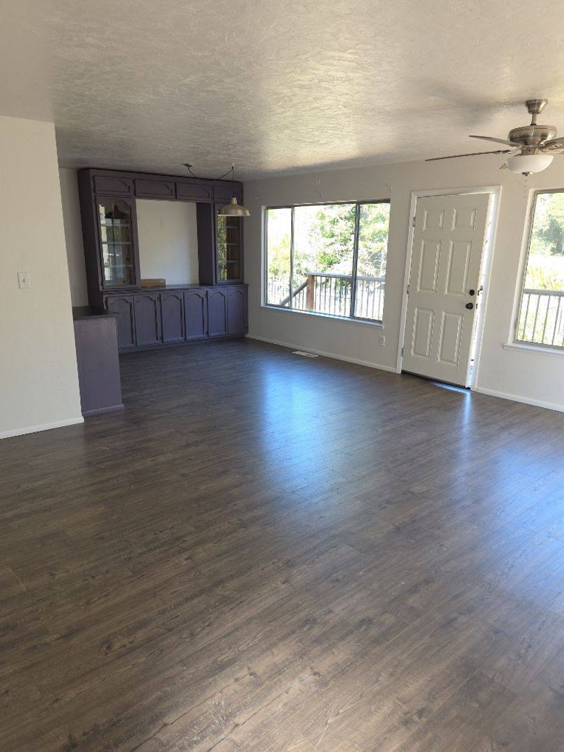 House for rent at 9247 Fairway Dr, Kelseyville, CA 95451