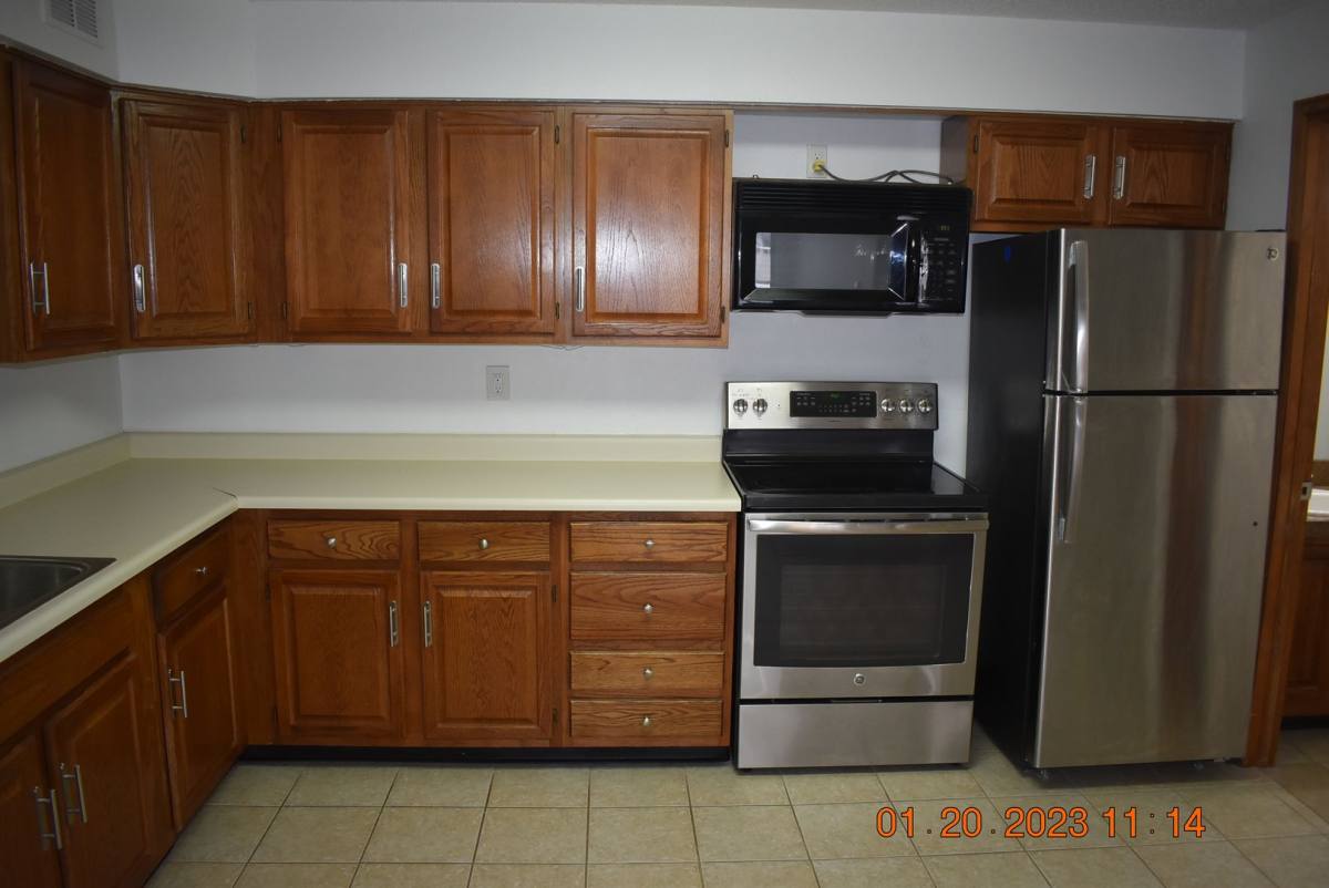 Condo for rent at 12043 W Cross Dr, Littleton, CO 80127