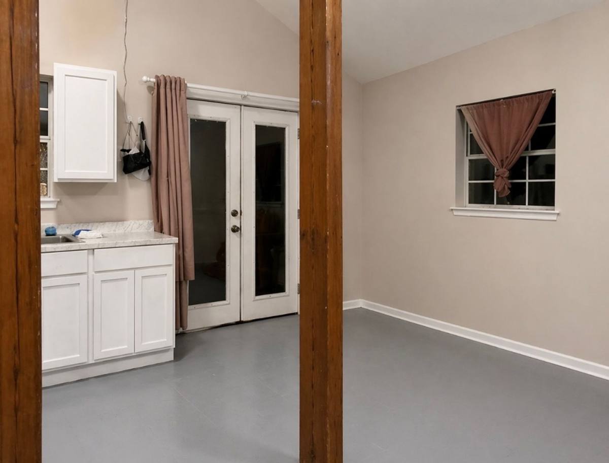 427 General Mouton Ave, Lafayette, LA 70501 - House for Rent - Image 3