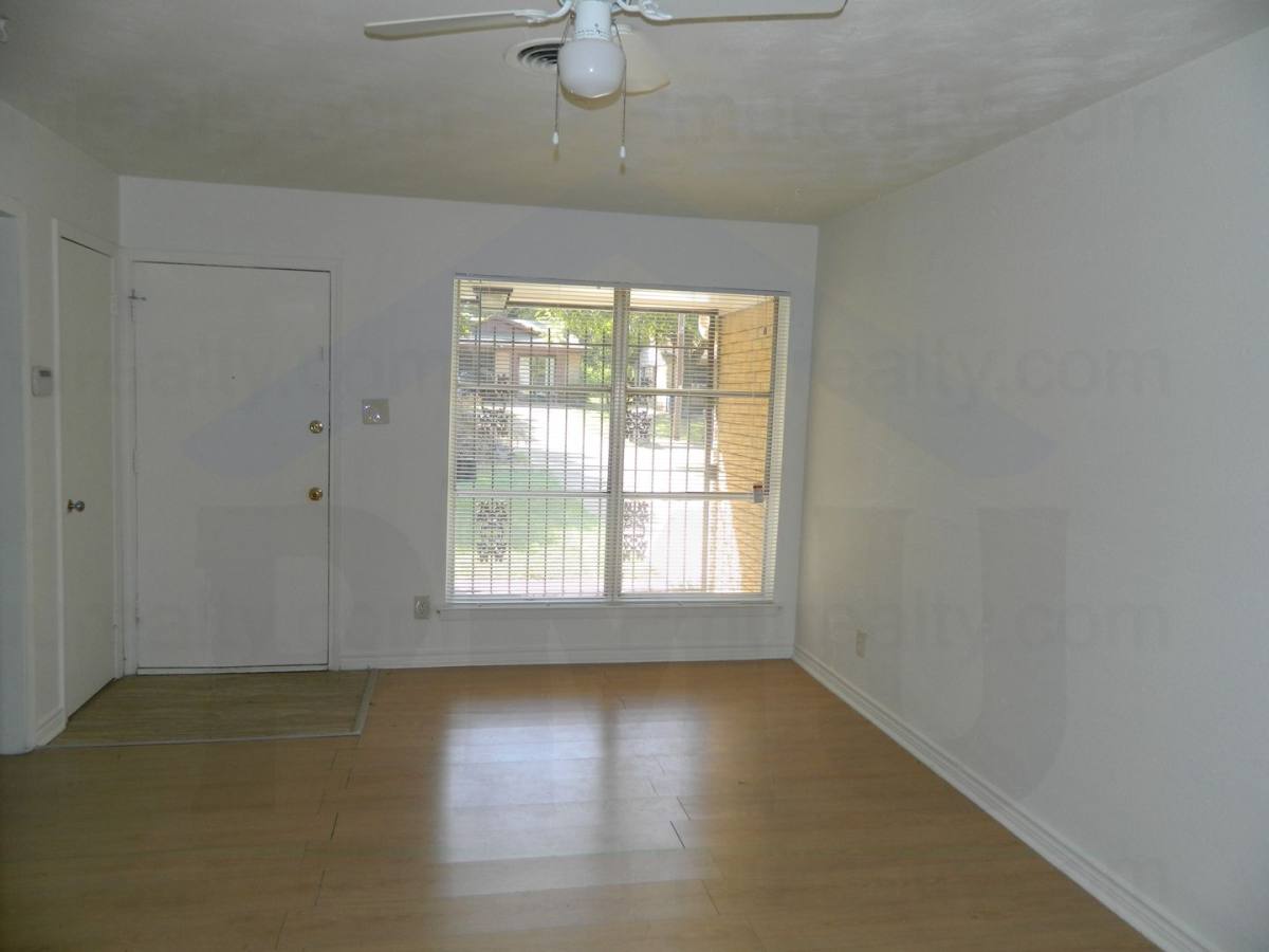 House for rent at 7826 Overridge Dr, Dallas, TX 75232