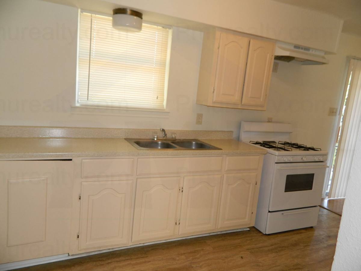 House for rent at 7826 Overridge Dr, Dallas, TX 75232
