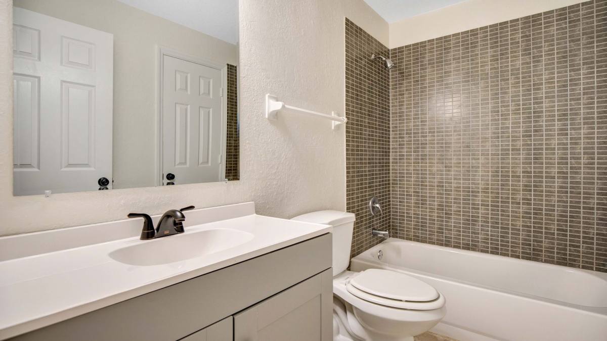 Apartment for rent at 1717 Eastern Rd, Daytona Beach, FL 32119