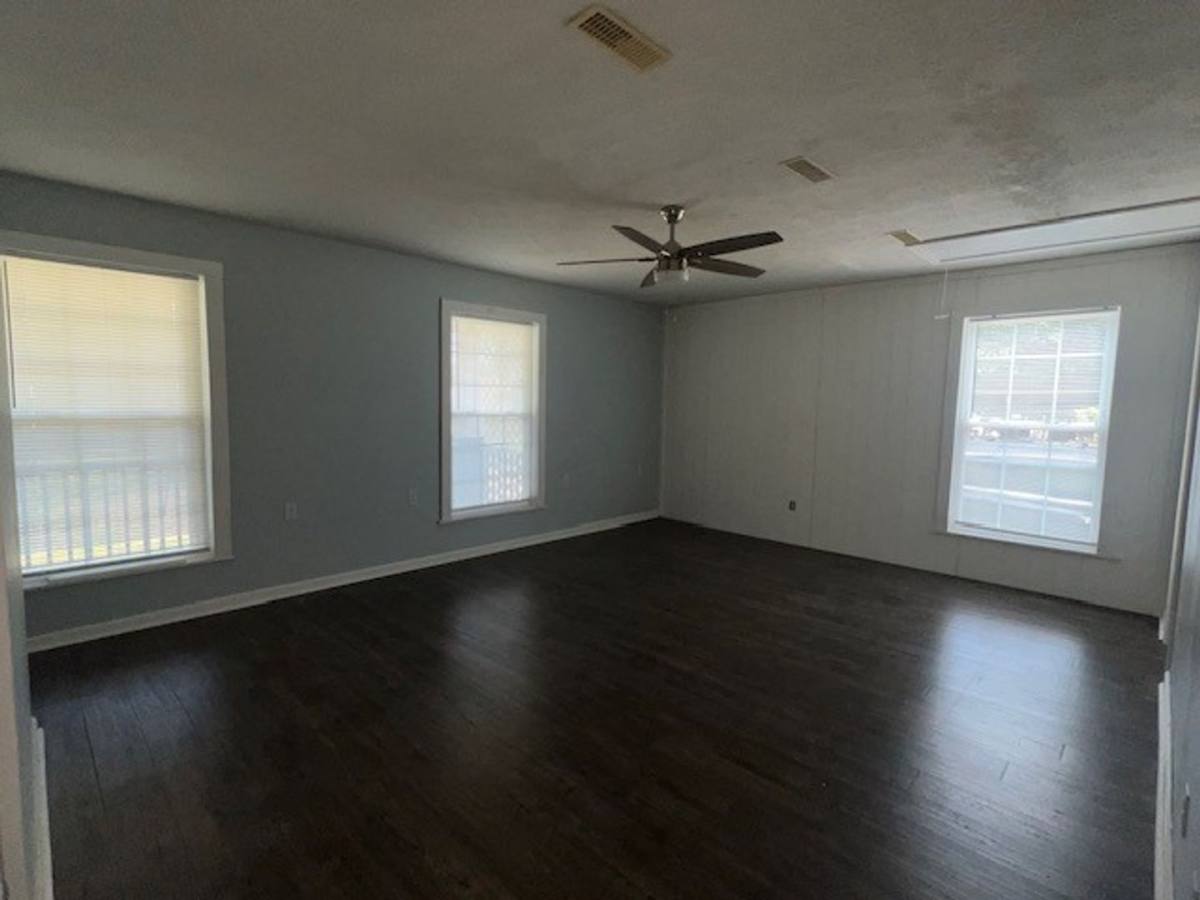 House for rent at 111 Faulkner Rd, Yorktown, VA 23692