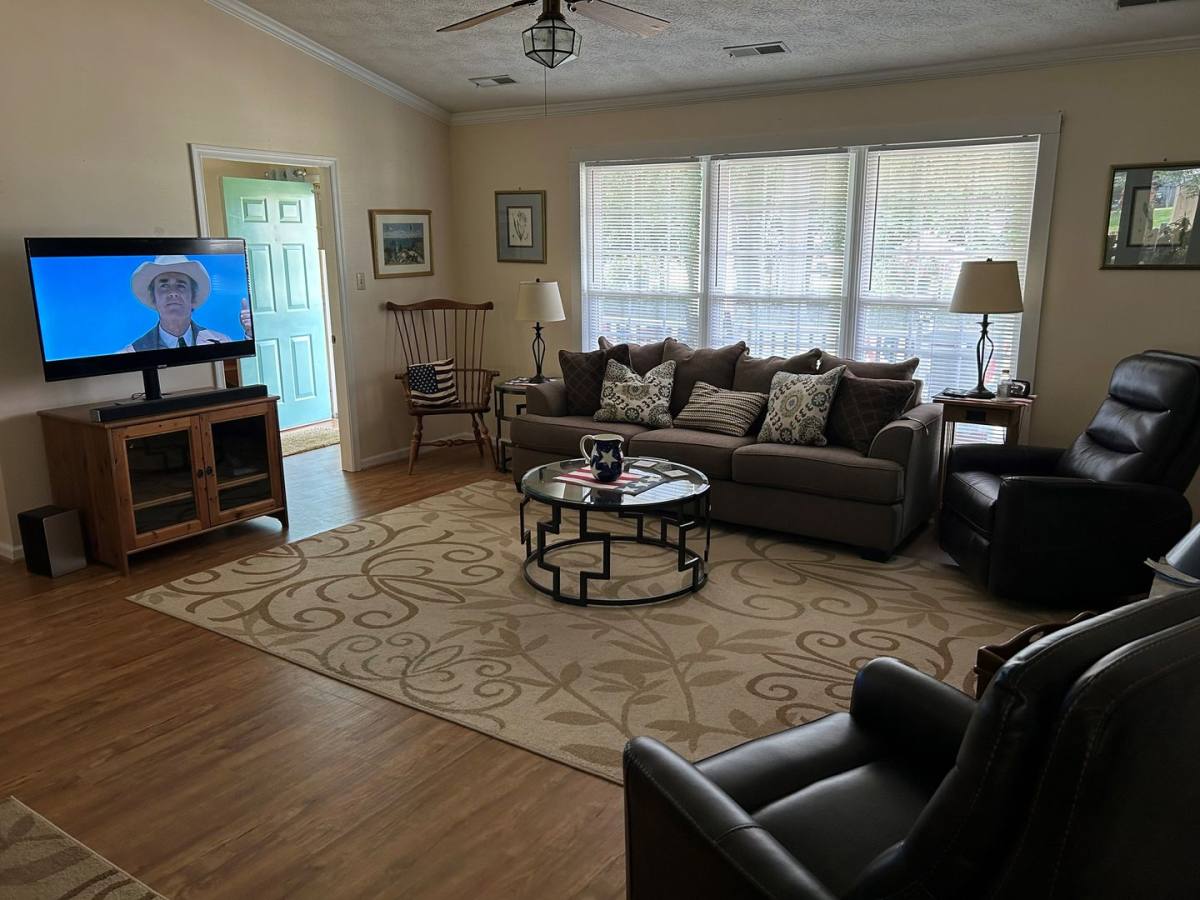 House for rent at 111 Faulkner Rd, Yorktown, VA 23692