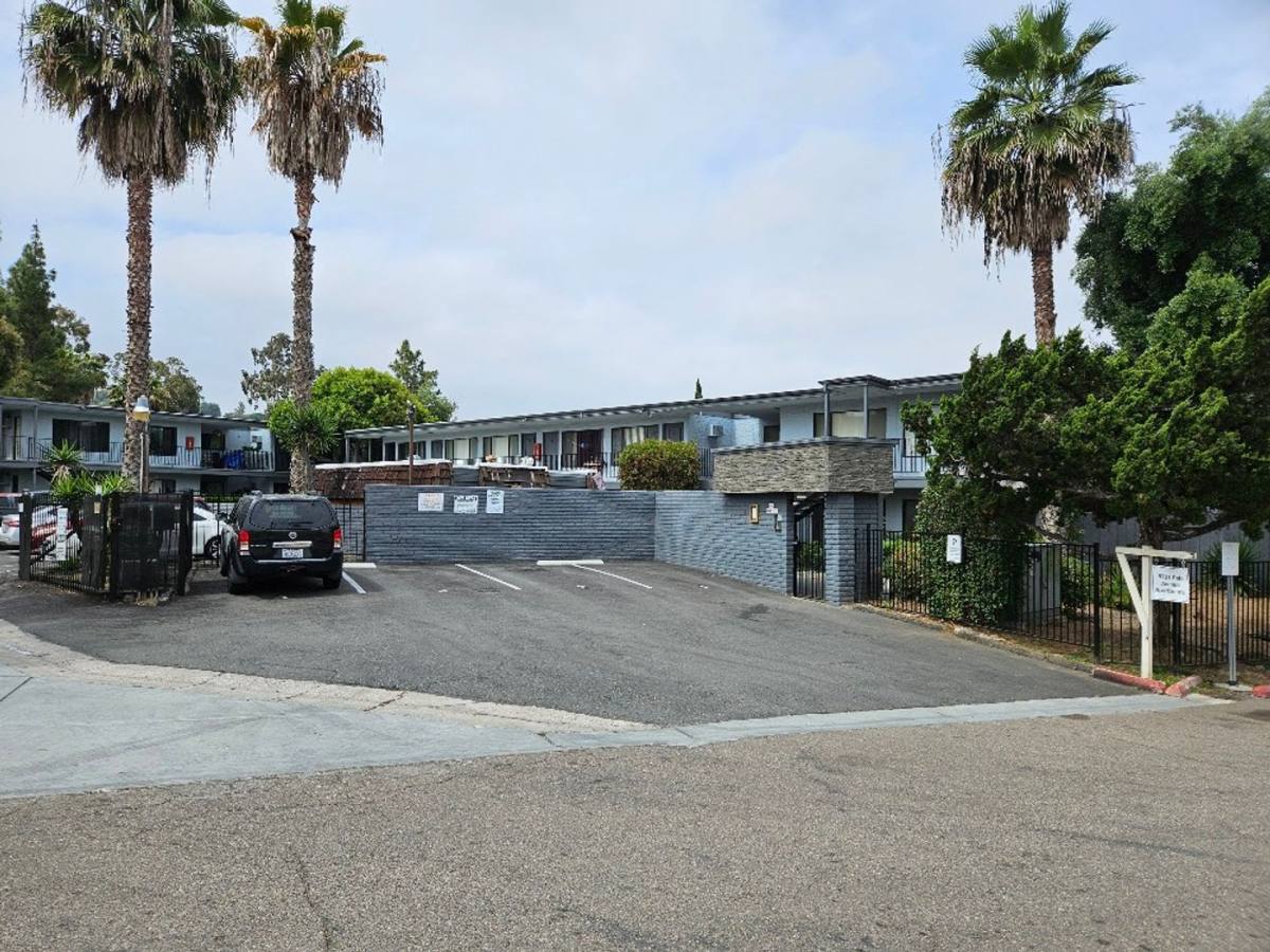 Apartment for rent at 9721 Dale Ave, Spring Valley, CA 91977