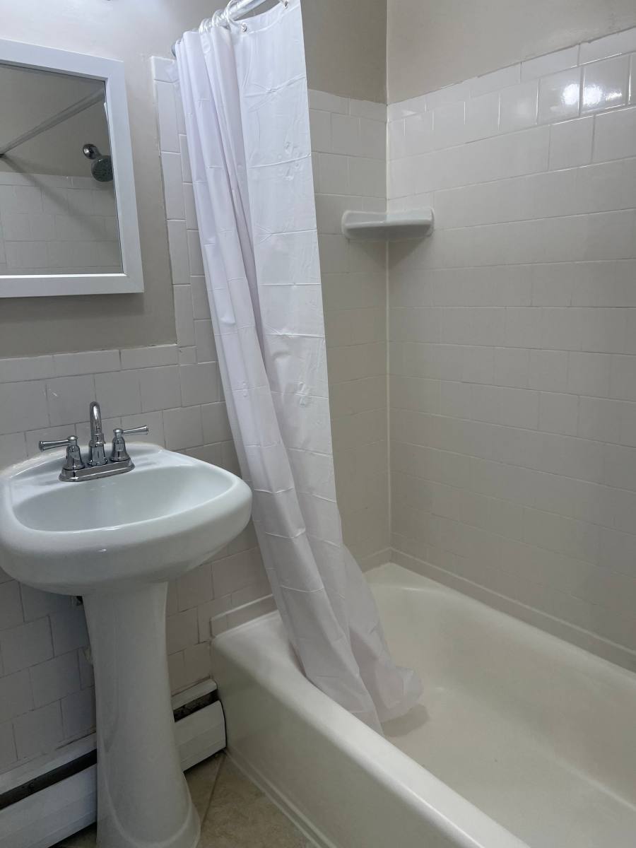 Apartment for rent at 2332 Glendale Terrace #A1, Alexandria, VA 22303