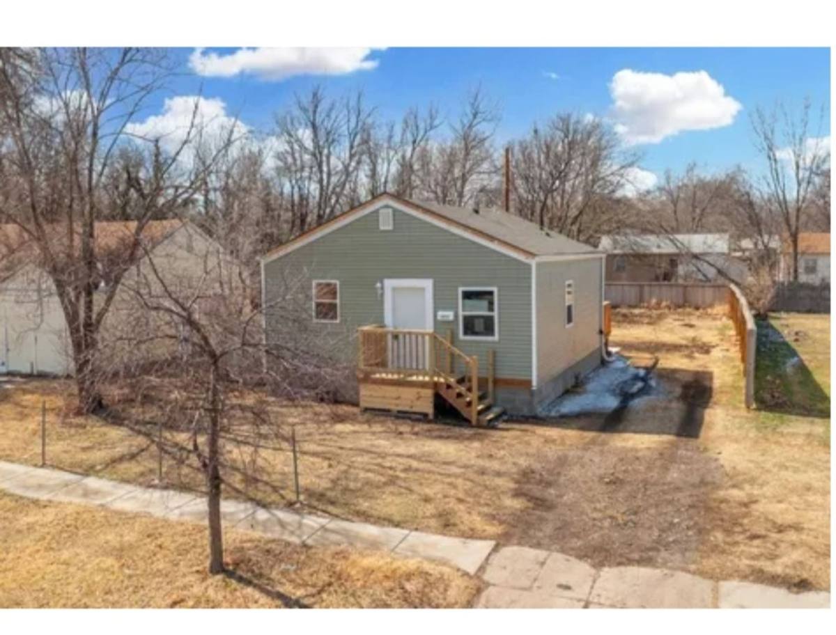 House for rent at 1631 N Hydraulic, Wichita, KS 67214