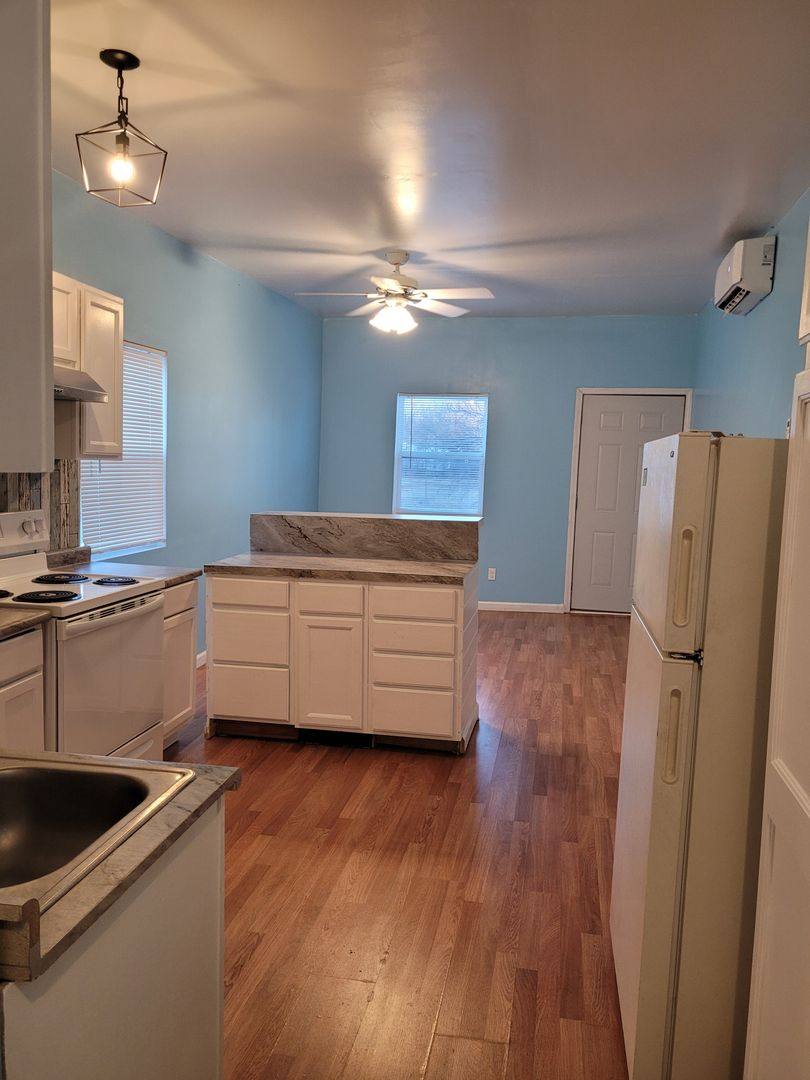 House for rent at 1631 N Hydraulic, Wichita, KS 67214