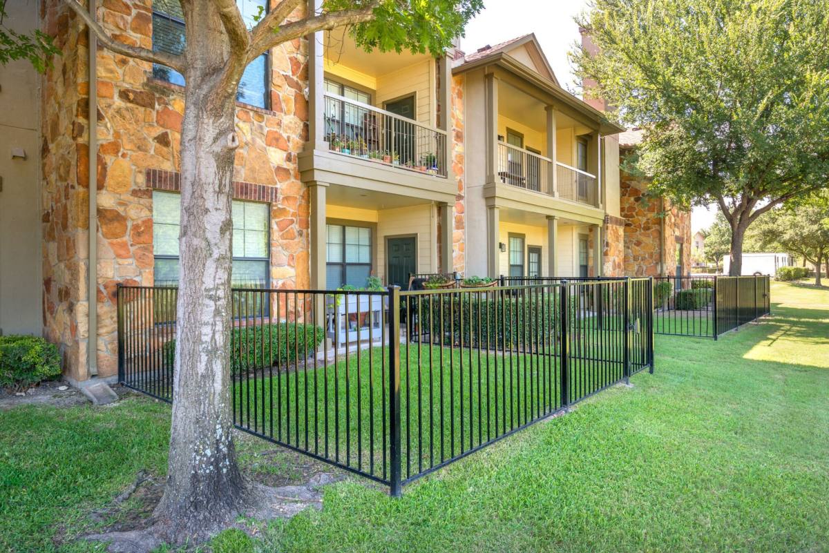 Apartment for rent at 8889 Cook Ranch Rd #534, Fort Worth, TX 76126